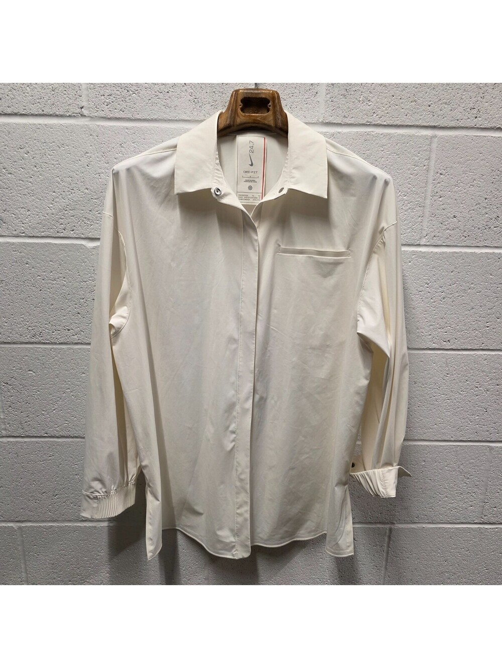 Nike 24.7 PerfectStretch Snap Shirt Women's S Dri-FIT Oversized L  Cream 25x33